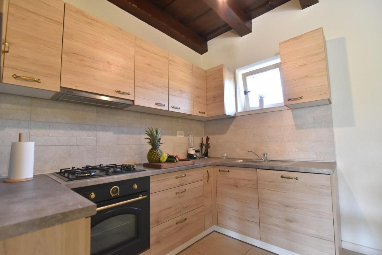 Vacation Home Mate Ceko Sukošan Exteriér fotografie